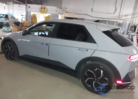 2023 Hyundai Ioniq 5 Se Standard Range z USA, uszkodzony, nr VIN KM8KM4AB6PU123854